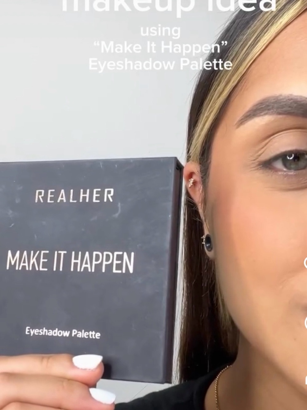 REALHER "Make it Happen" Eyeshadow Palette